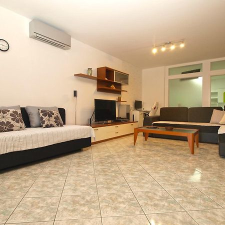 Apartments Slavka 1155 Pula Extérieur photo