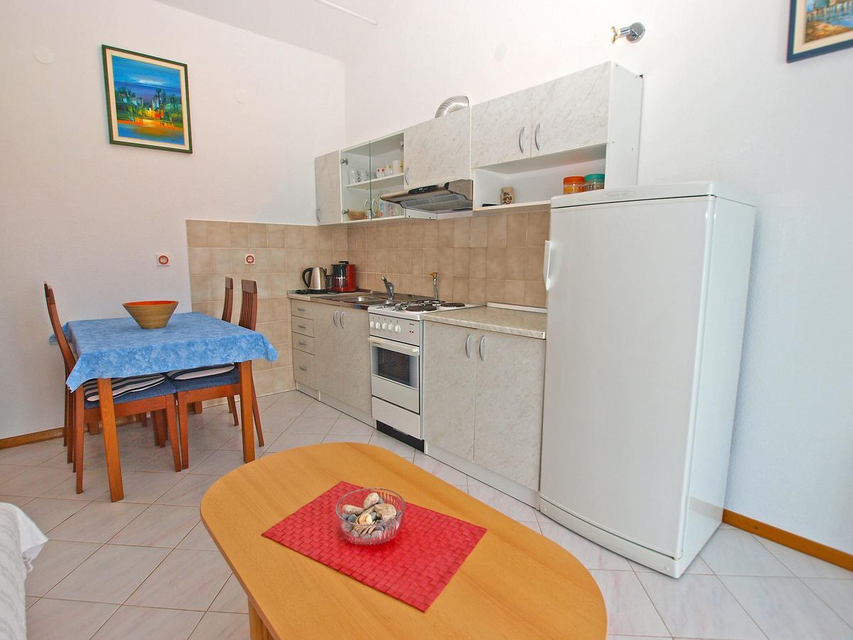 Apartments Slavka 1155 Pula Extérieur photo