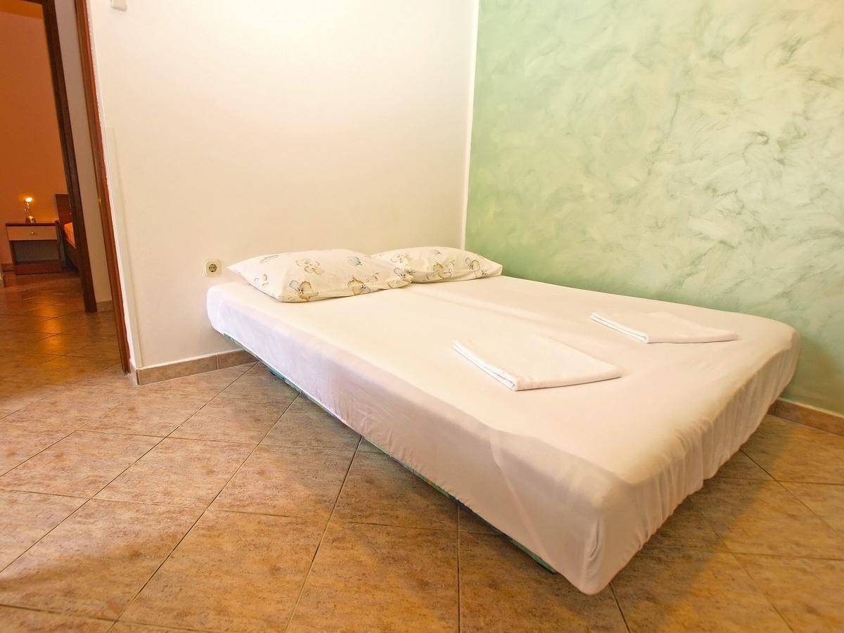 Apartments Slavka 1155 Pula Extérieur photo